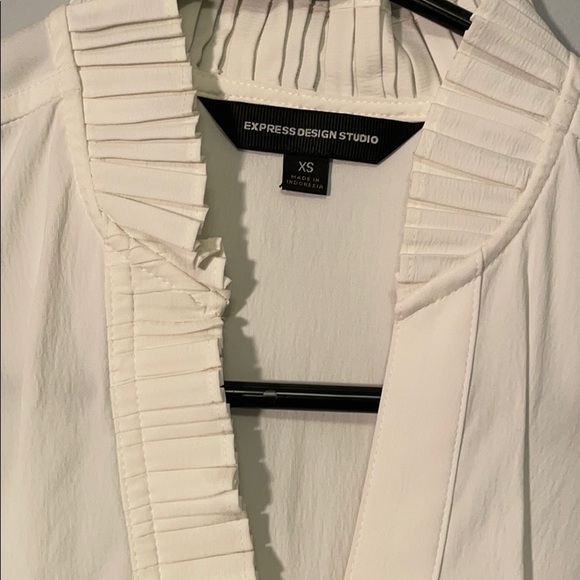 XS Express cap sleeve top - Picture 3 of 4